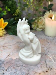 Alabaster Baby in Hand Sculpture Ornament Home Decoration Gift