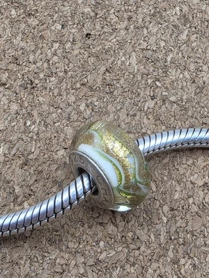 正品 925 纯银 Cool Dream 磨砂金色绿色 Murano 小饰品珠 — 第 1/2 张图片