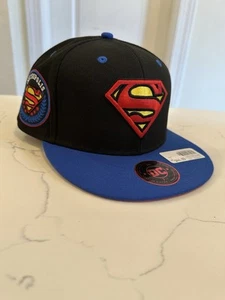 Superman DC Fitted Cap Size 7 1/2 - Picture 1 of 13