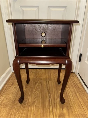 Móveis vintage Bombaim Queen Anne telefone mesa mogno - Imagem 1 de 4