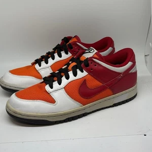 Nike Dunk Low Rosso Arancione Bianco Sneakers Casual Uomo Taglia 7.5 Usato in Ottime Condizioni Rara Colorazione - Foto 1 di 9