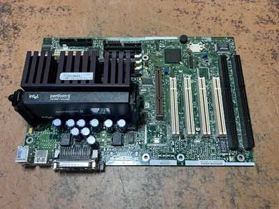Intel Pentium III Motherboard E139761 w/ P III CPU | Slot 1 | ISA PCI DOS Win 98 - Image 1 of 3