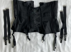 Vintage Black Lace Waist Cincher Garter Belt w 4 Extra Detachable Garters S-M - Picture 1 of 2