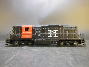 HO SCALE ATHEARN NEW HAVEN GP9 1203 CUSTOM DECORATED LOCOMOTIVE - Picture 1 of 5