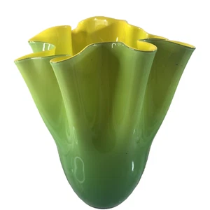 Gorgeous Designs China 7" Vase Handkerchief Green & Yellow Art Glass MCM Vibes - Picture 1 of 8