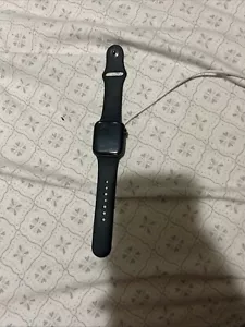 Apple Watch SE S/M 40mm Midnight Aluminum Case Midnight Sport Band - (MR9X3LL/A) - Picture 1 of 2
