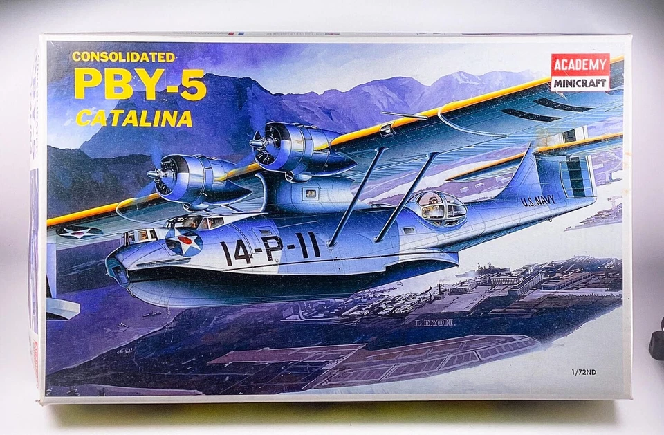 Academy 2123 - Consolidated PBY-5 Catalina scala 1/72