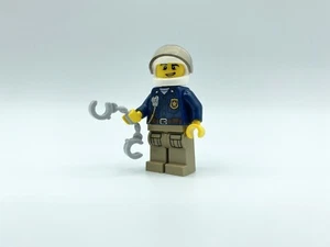 100% Real Lego City Male Police Officer Minifigure 60171 - Picture 1 of 1