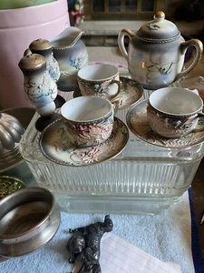 Fairyland china set of 11 pieces sugar creamer, salt and pepper, 3 cups saucers - Picture 1 of 8