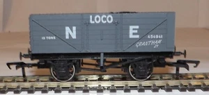 DAPOL 4F-071-017 LNER LOCO COAL 7 PLANK WAGON - Picture 1 of 3