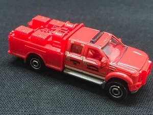 Matchbox Fire Ford F-550 Super Duty (plastic/diecast) Scale 1:66 approx - Picture 1 of 7