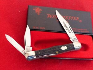 WINCHESTER USA 1988 mint in box rogers bone 2967  muskrat knife