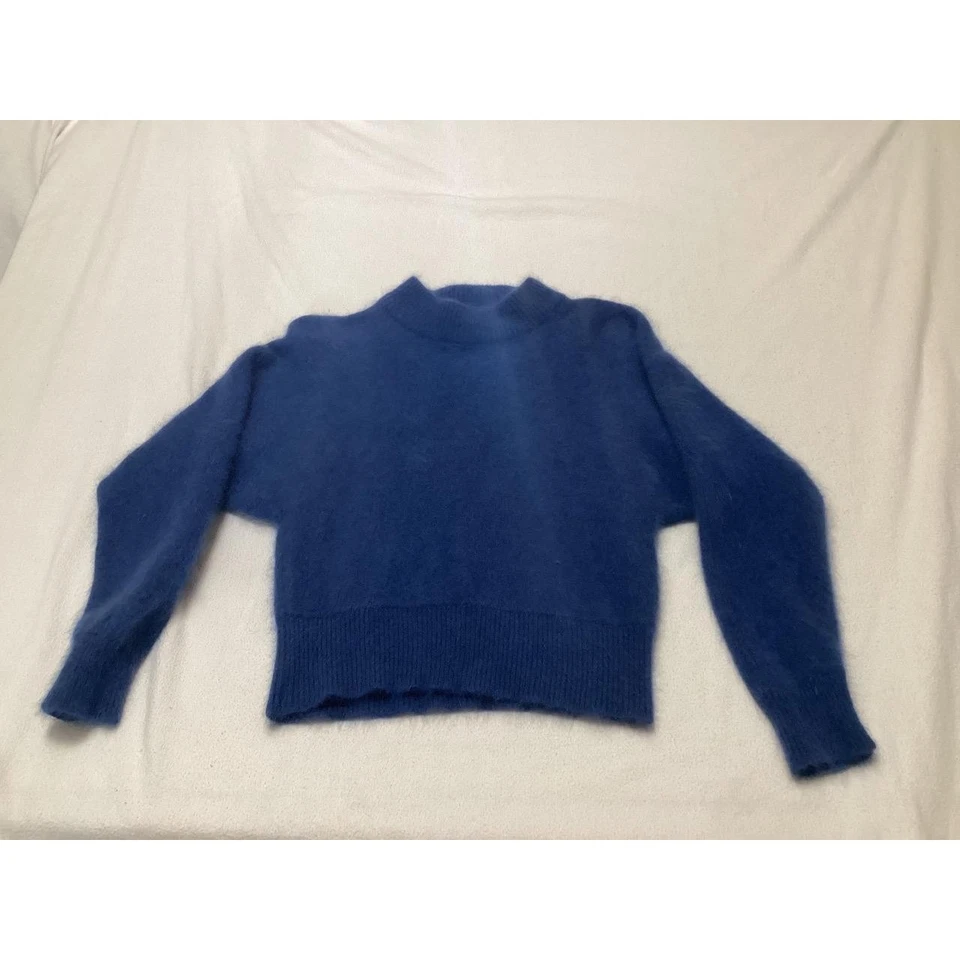 Rafaella petite small blue angora, lambs wool, nylon sweater vintage - Image 1 of 4