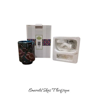 Calentador enchufable floral medianoche Scentsy, nuevo. Envío gratis Foto 1 de 4