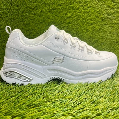 Zapatos deportivos Skechers Sport Premium para mujer talla 8,5 blancos de cuero Foto 1 de 4