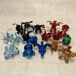 Bakugan Set 17 mit Karte gebraucht wie besehen - Bild 1 von 12