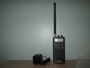 Realistic Pro-42 VHF/UHF 10 Channel Direct Entry Programmable Scanner Radio - Picture 1 of 7