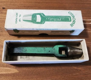 C.S. Osborne 3/8" Arch Punch No. 149 for Leather, Rubber & More - In Box - Picture 1 of 3
