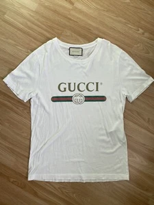 GUCCI - LOGO T-SHIRT - WHITE - MEDIUM ( Prefect Condition) - Picture 1 of 4