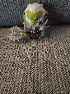 Cute But Deadly Series 4 Varok Saurfang Mini Figura in Vinile Blizzard 2018 - Foto 1 di 4