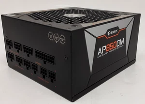 Gigabyte Aorus AP850GM ATX Zasilacz modułowy 850W 240V Czarny BEZ OKABLOWANIA - Zdjęcie 1 z 7