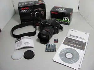 Pentax K200D DSLR Camera SMC Pentax DA 18-55 AL Lens 640 Shutter Counts As New - Bild 1 von 22