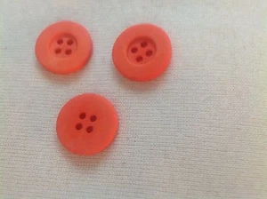 NEW 25 PC 3/4 INCH BIGHT ORANGE DULL/MATTE FINISH 4 HOLE BUTTONS - Picture 1 of 3