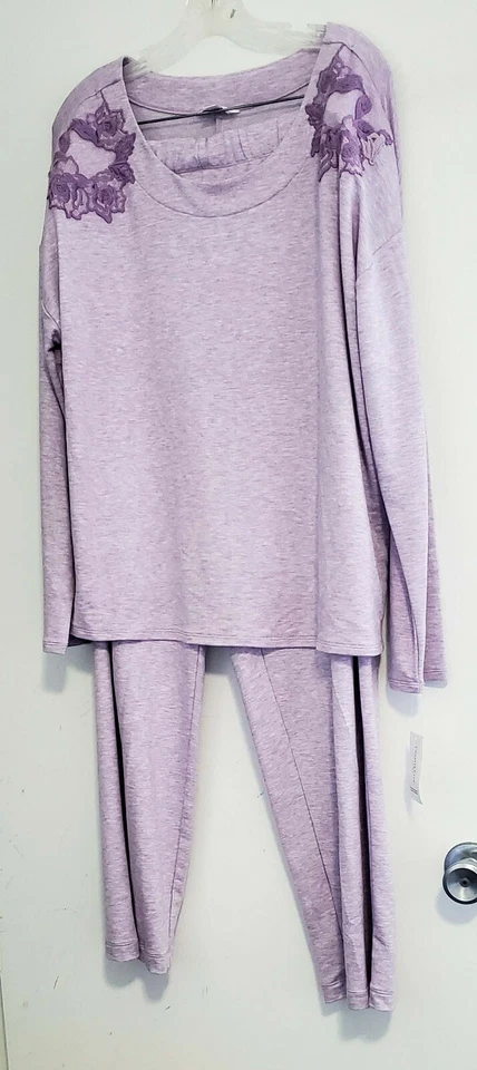 Conjunto de pijama bordado floral Charter Club para mujer pétalo lila talla L - Nuevo con etiquetas Foto 1 de 1