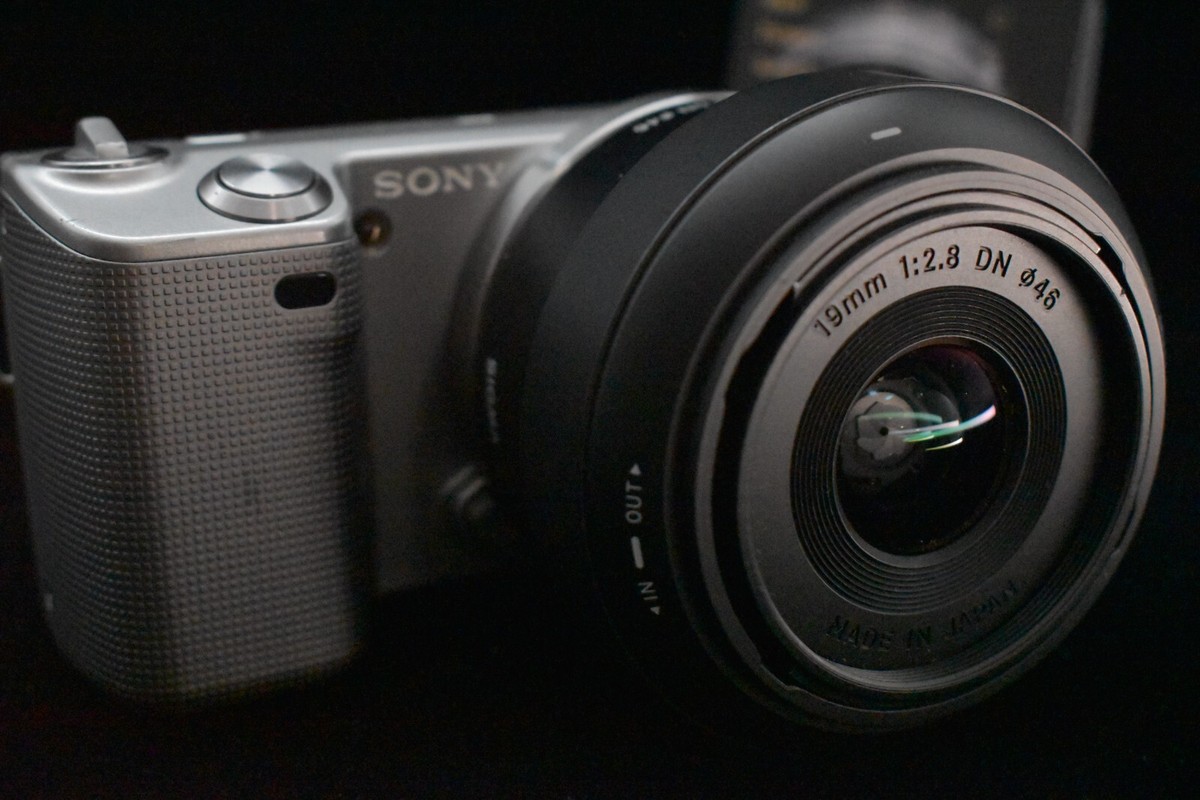 Sony Alpha Nex-5 Mirrorless Interchangeable Lens Cameras for Sony Alpha Nex-5 Mirrorless Interchangeable Lens Cameras for