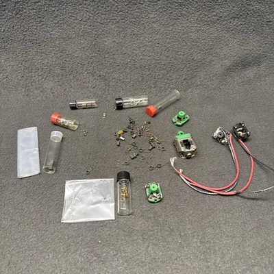 1/24 Ranura Coche Pro Ranura Koford Mura Parma Cepillos Muelles Piezas LOTE Grupo Personalizado Foto 1 de 4