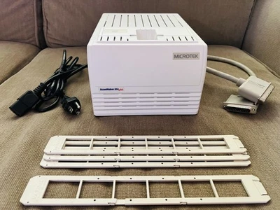 Microtek Scanmaker 35t Plus, Film Negative & Photo Slide Scanner  CLEAN - Image 1 of 4