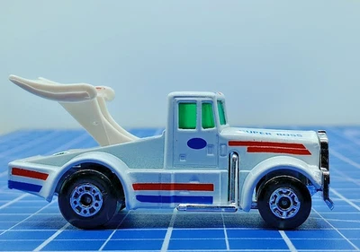 1982 Matchbox Kenworth Super Boss Detroit Diesel 1:64 Scale Loose Vintage - Image 1 of 4