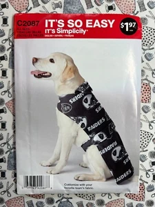 Abrigo para perro extra grande Simplicity patrón de costura C2087 FF SIN CORTAR - Imagen 1 de 2