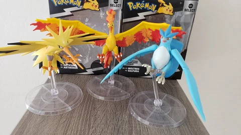 Pokémon Select Legendary Birds Articuno Moltres Zapdos Jazwares Cover