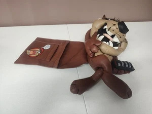 Vintage Looney Tunes Tazmanian Devil TV Armlehne Couch Braun Fernbedienung Halter - Bild 1 von 8