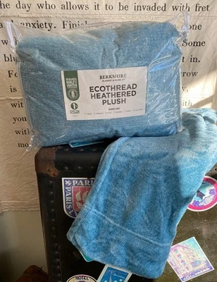 Berkshire EcoThread Heathered Plush Sheet Set Full Sheets Aqua Blue New - Image 1 of 3