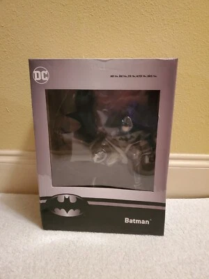 DC Batman Cavaleiro das Trevas Retorna Jim Lee Estátua Crônica Colecionáveis Warner Bros  - Imagem 1 de 4