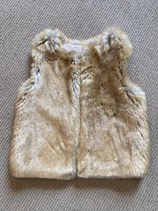 Teen Girl CHLOE Beige Faux Fur Gilet Vest - 10 Years - Picture 1 of 7