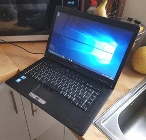 Toshiba Tecra A11 15.6 Inch HDMI Webcam Laptop Win 10 Intel i3 620GB 8GB Ram - Picture 1 of 19
