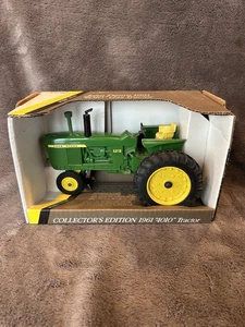 Ertl John Deere 1961 4010 Traktor 1/16 sehr schöner Karton - Bild 1 von 6