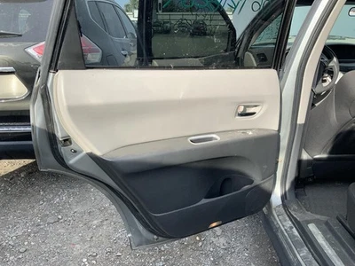 Panel interior de puerta trasera izquierda usado se adapta a: Subaru Tribeca 2006 grado A Foto 1 de 4