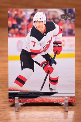 Base de cubierta superior 2024-25 #579 Dougie Hamilton - New Jersey Devils Foto 1 de 2