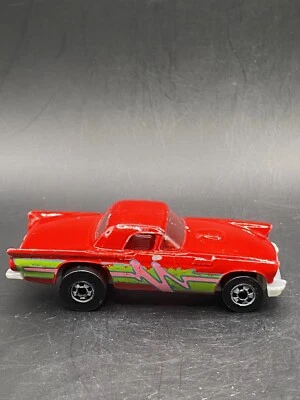 Coche de juguete coleccionable Hot Wheels 57 Ford Thunderbird paredes negras Malasia de colección Foto 1 de 4