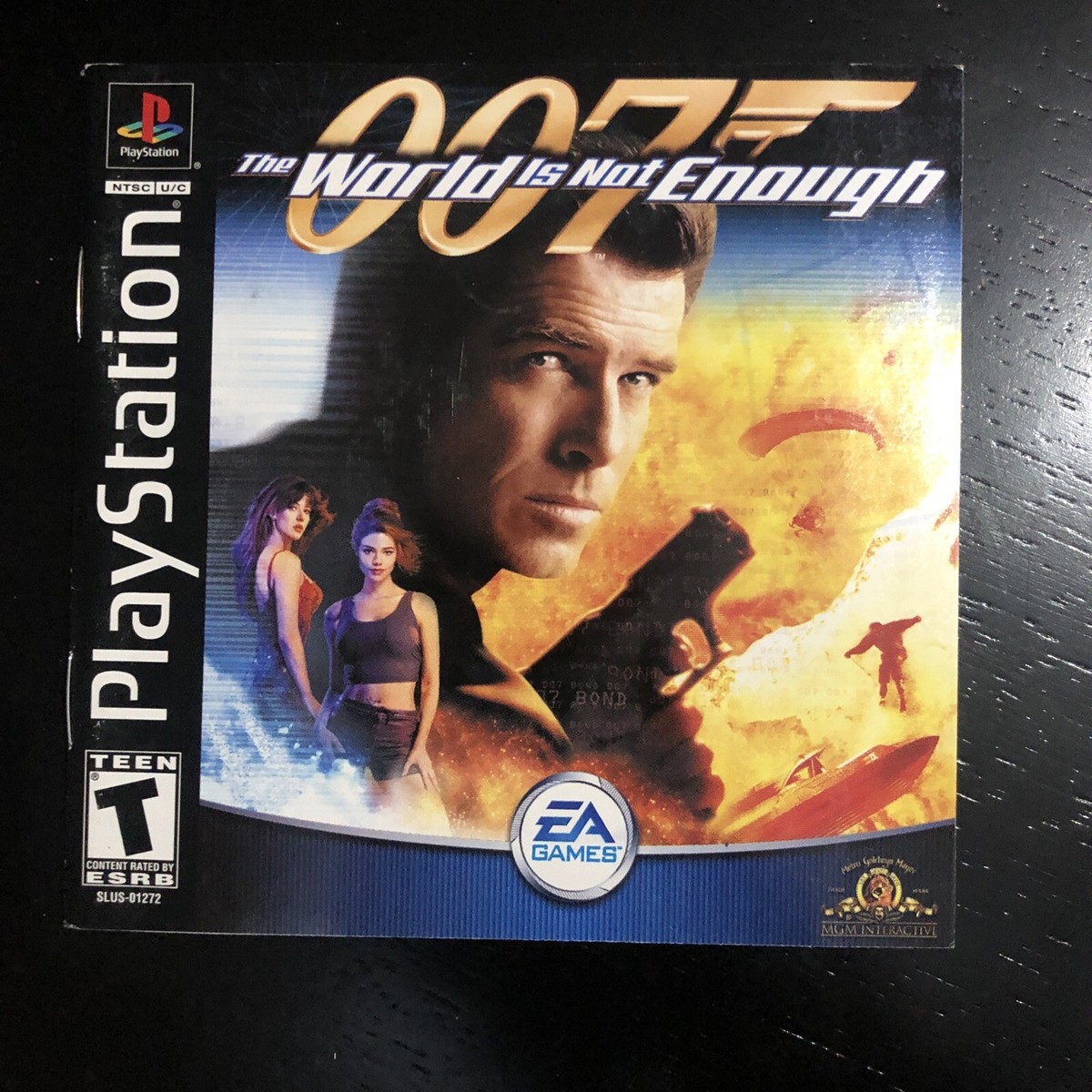 007：The World Is Not Enough PS北米版 Amazon.com: 007 The World Is Not Enough PS (Renewed) : Video