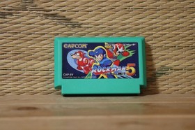 Rockman 5 Megaman 5 Japan Nintendo Famicom Family Computer Very Good Condition!