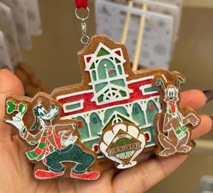 Adorno de Mickey Minnie Mouse de Mickey Minnie Mouse de vacaciones de pan de jengibre de los parques de Disney 2025 - Imagen 1 de 2