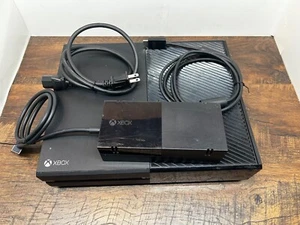 Consola Microsoft Xbox One 1540 1 TB - Imagen 1 de 13