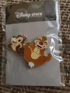 Japan TDS Tokyo Chip And Dale Furi Furi Lanyard Trading Pin Disney 2005 RARE - Picture 1 of 9