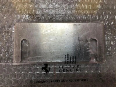 FERRARI 599, Frontstoßstangenabstandshalter, P/N 69376800 - Bild 1 von 3