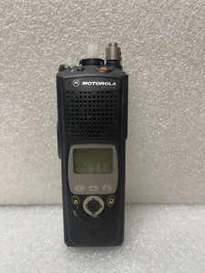 Radio Motorola XTS5000 Modelo II H18UCF9PW6AN 700/800MHz P25 SOLO USADA - Imagen 1 de 6